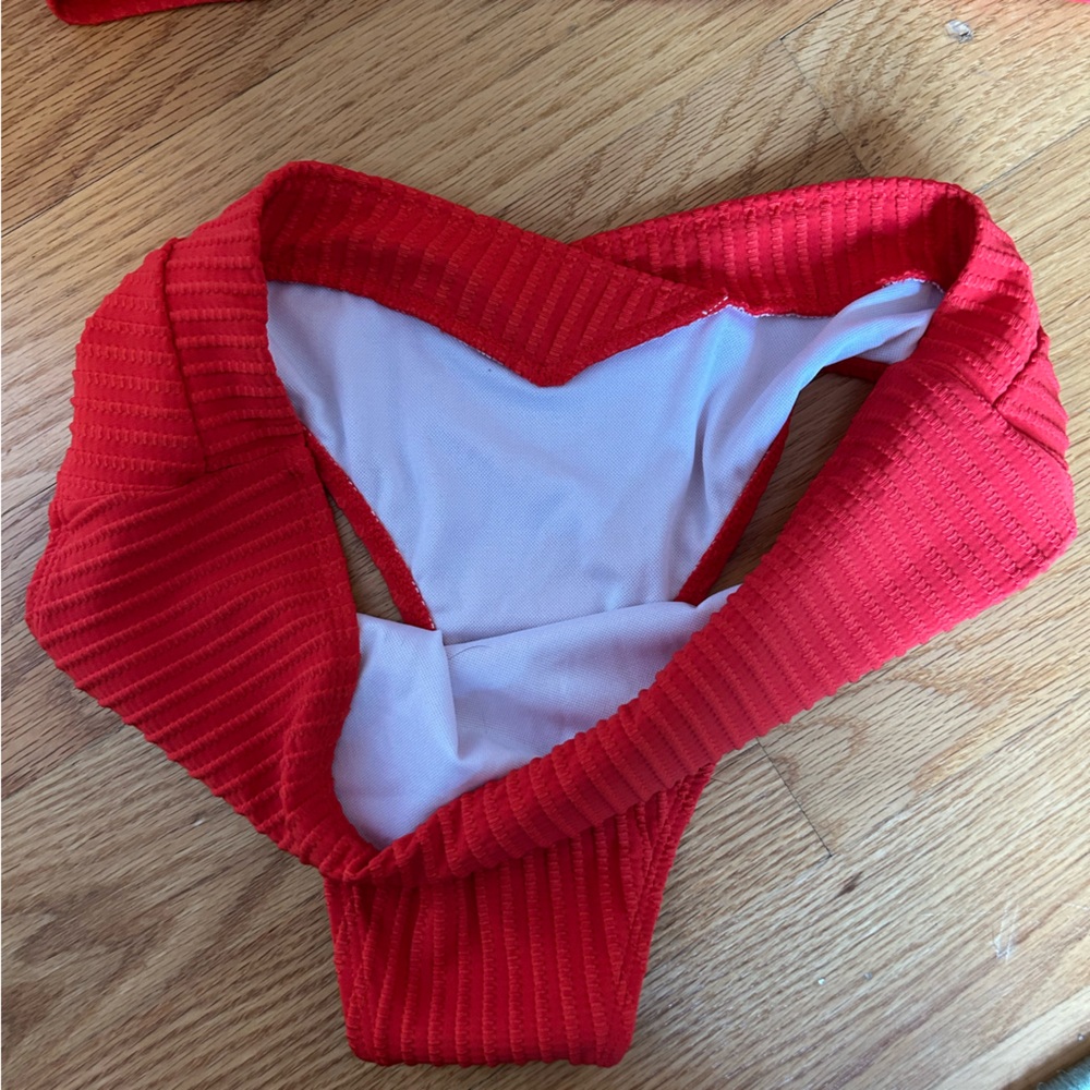 Red Bikini Set - Picture 3 of 5